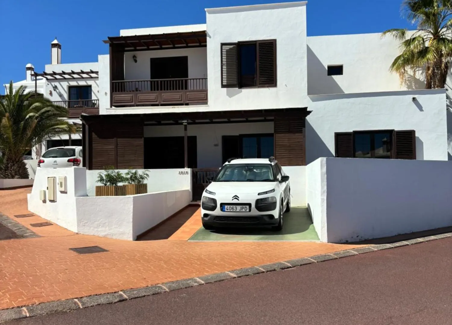 Casa Amplia Y Moderna De 3 Habitaciones En Complejo Con Piscina Costa Teguise